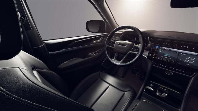 2026 Jeep Grand Cherokee L photo 8 of 9