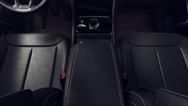2026 Jeep Grand Cherokee L photo 4 of 9