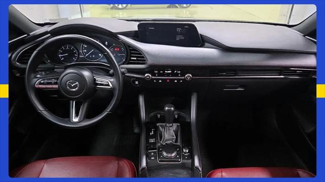 2023 Mazda Mazda3 2.5 S Carbon Edition