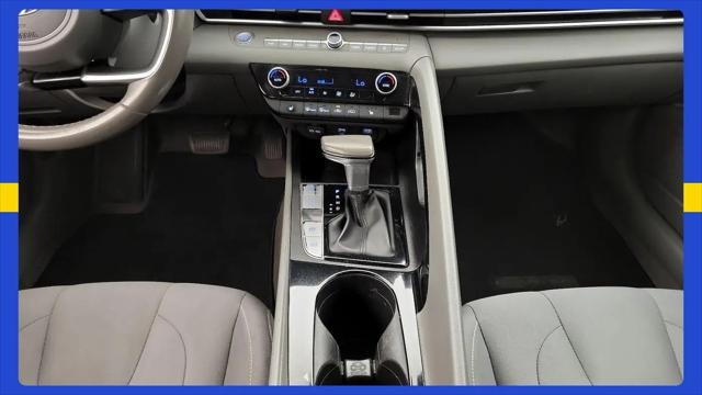 2023 Hyundai Elantra SEL
