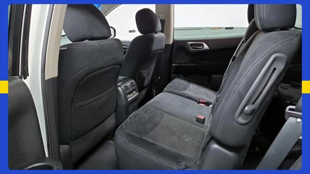 2015 Nissan Pathfinder SV