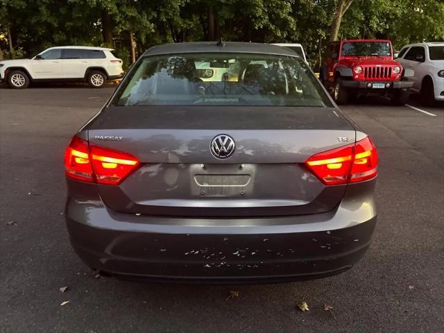 2015 Volkswagen Passat 1.8T Wolfsburg Edition