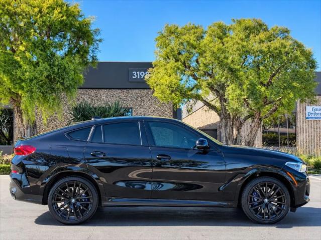 2021 BMW X6 M50i