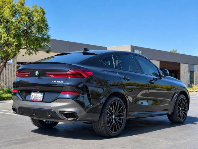 2021 BMW X6 M50i
