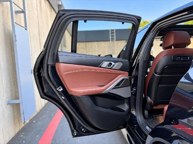 2021 BMW X6 M50i