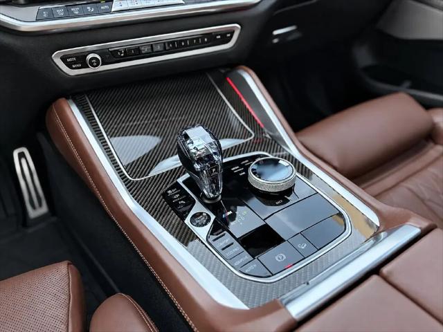 2021 BMW X6 M50i