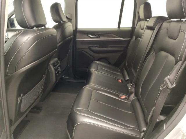 2023 Jeep Grand Cherokee Limited 4x2