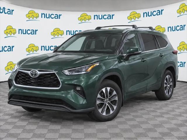 2024 Toyota Highlander XLE for sale in Norwood, MA