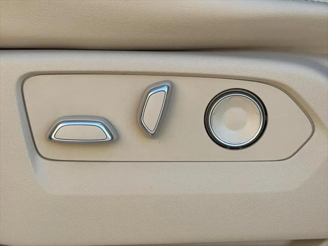 2024 Cadillac Escalade 4WD Premium Luxury