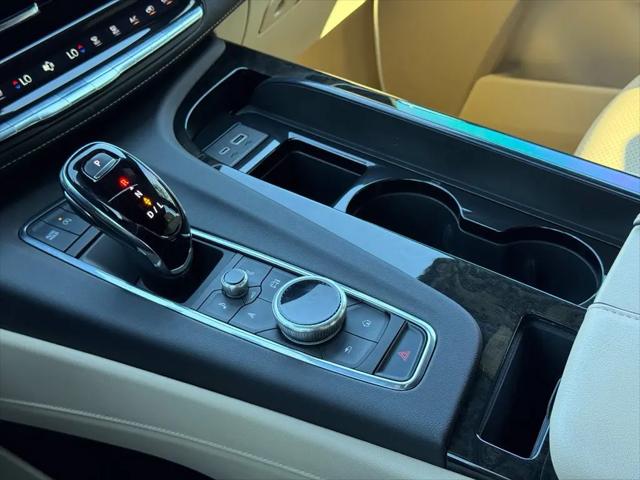 2024 Cadillac Escalade 4WD Premium Luxury