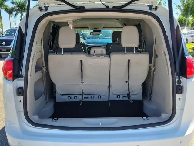 2020 Chrysler Pacifica Touring L