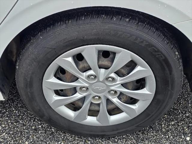 2022 Kia Forte FE