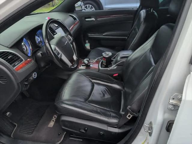 2014 Chrysler 300 Base