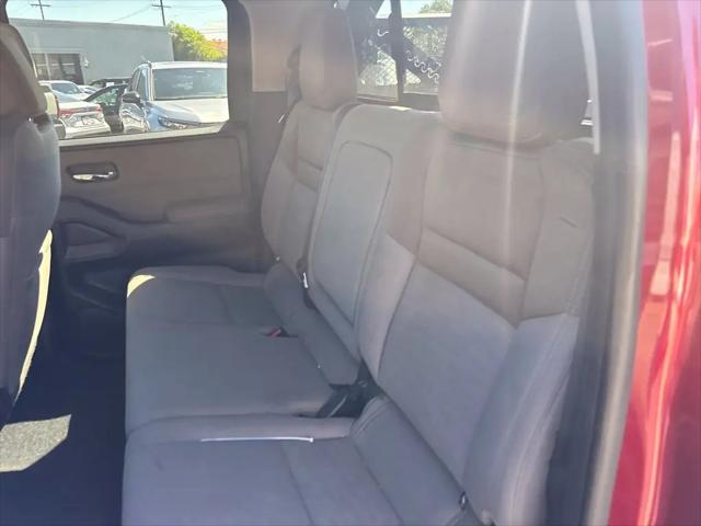 2023 Nissan Frontier Crew Cab SV 4x2