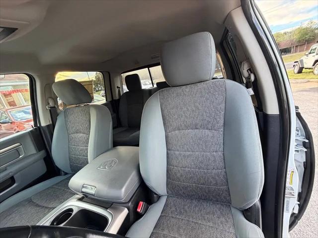 2017 Ram 1500 Big Horn Crew Cab 4x4 57 Box