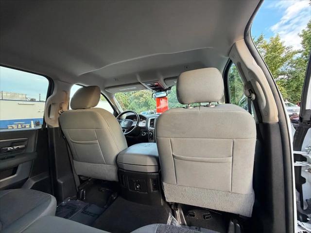 2017 Ram 1500 Big Horn Crew Cab 4x4 57 Box