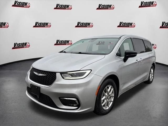 2024 Chrysler Pacifica Touring L for sale in Canandaigua, NY