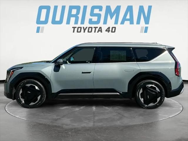 2024 Kia EV9 Land