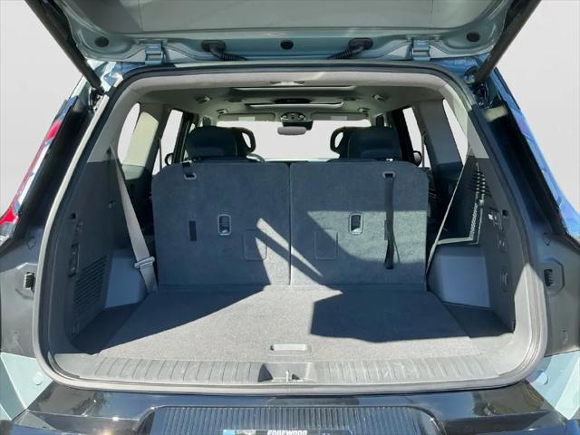 2024 Kia EV9 Land
