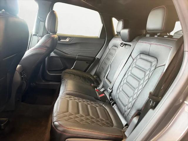 2024 Ford Escape ST-Line Elite
