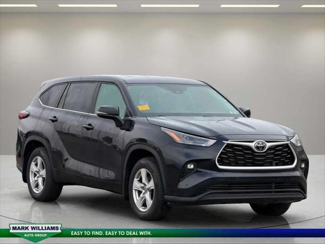 2024 Toyota Highlander LE for sale near Mt Orab, OH