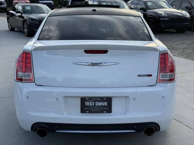 2012 Chrysler 300 SRT8