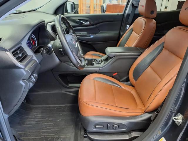 2020 GMC Acadia AWD AT4