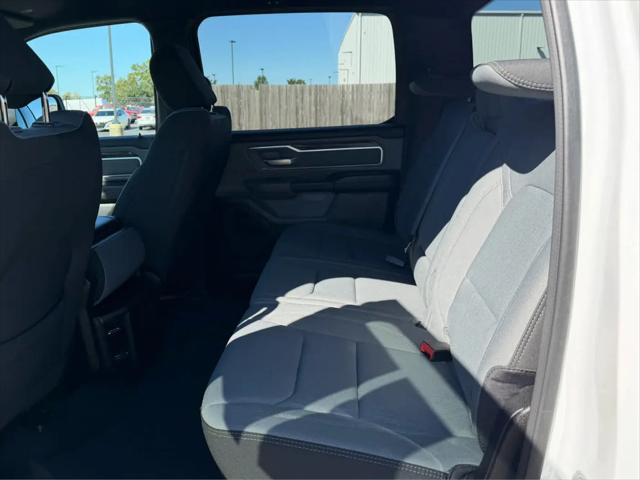2022 Ram 1500 Big Horn Crew Cab 4x4 57 Box