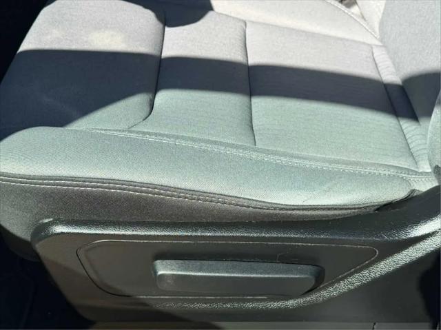 2022 Ram 1500 Big Horn Crew Cab 4x4 57 Box