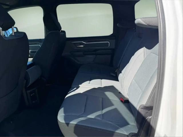2022 Ram 1500 Big Horn Crew Cab 4x4 57 Box