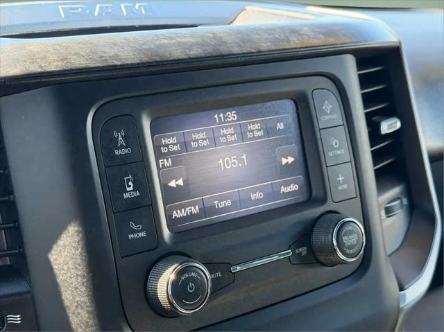2022 Ram 1500 Big Horn Crew Cab 4x4 57 Box