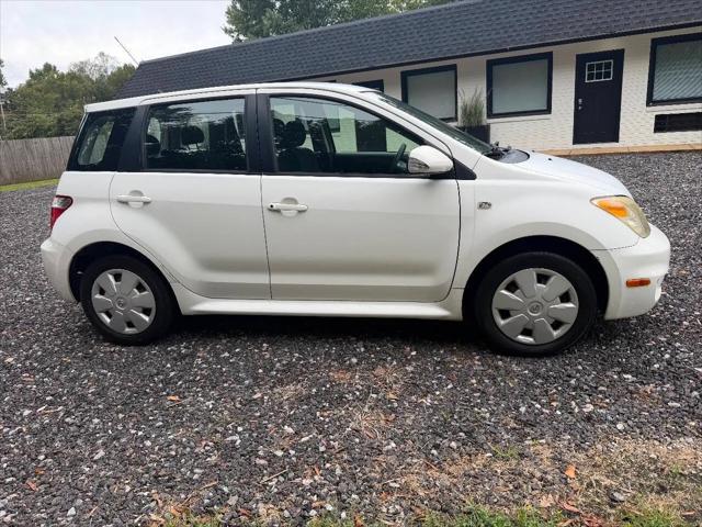 2006 Scion xA Base
