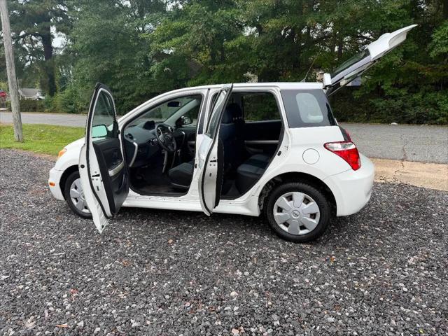 2006 Scion xA Base