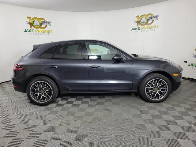 2018 Porsche Macan Macan