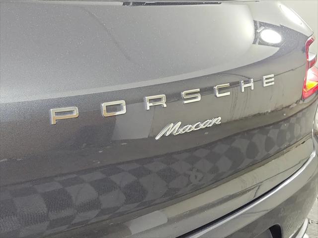 2018 Porsche Macan Macan