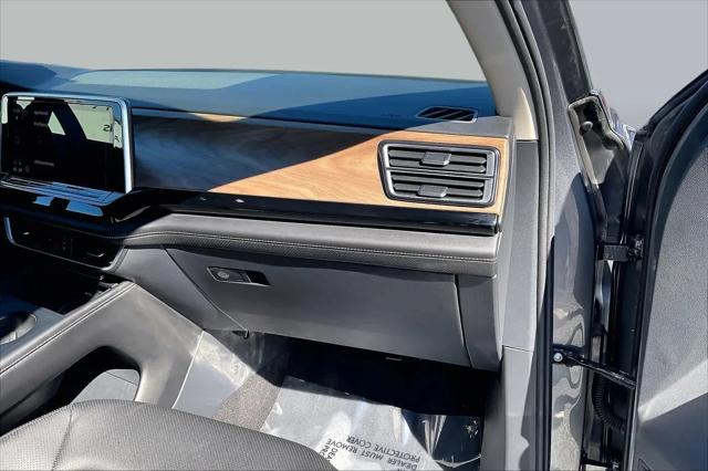 2024 Volkswagen Atlas 2.0T SE