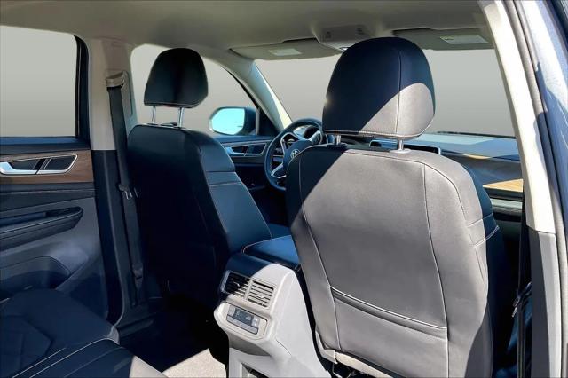 2024 Volkswagen Atlas 2.0T SE
