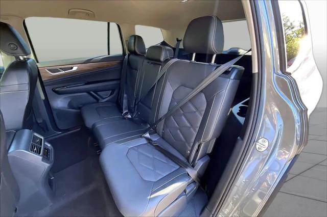 2024 Volkswagen Atlas 2.0T SE