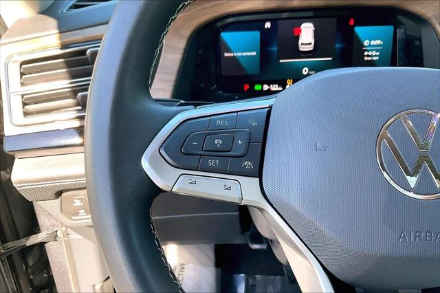 2024 Volkswagen Atlas 2.0T SE
