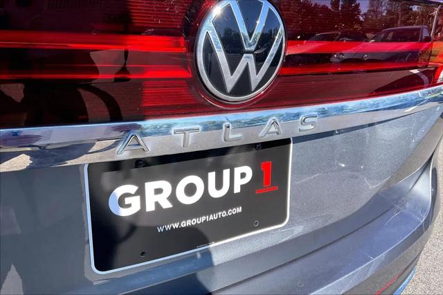 2024 Volkswagen Atlas 2.0T SE