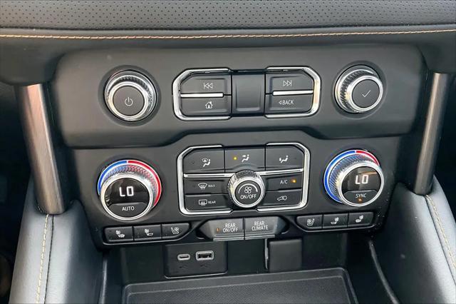 2021 GMC Yukon 4WD AT4