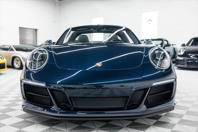 2019 Porsche 911 Targa 4 GTS