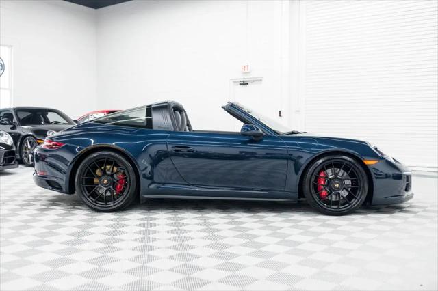 2019 Porsche 911 Targa 4 GTS