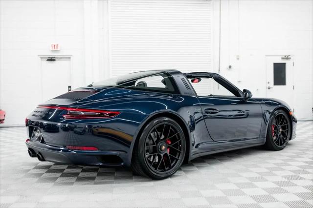 2019 Porsche 911 Targa 4 GTS