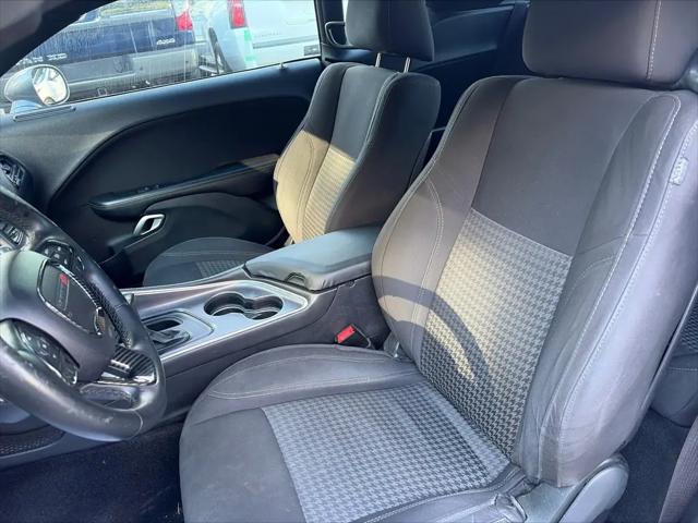 2015 Dodge Challenger SXT