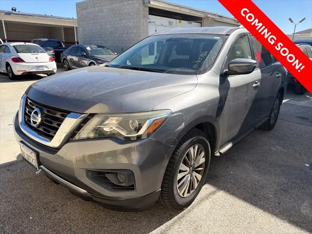 2018 Nissan Pathfinder S