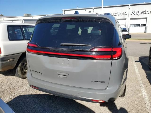 2025 Chrysler Pacifica Limited