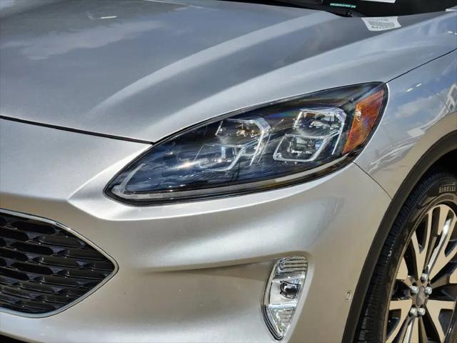 2020 Ford Escape Titanium Hybrid