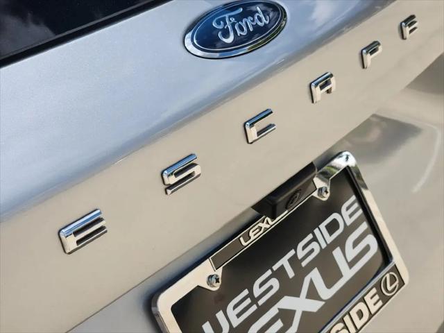 2020 Ford Escape Titanium Hybrid