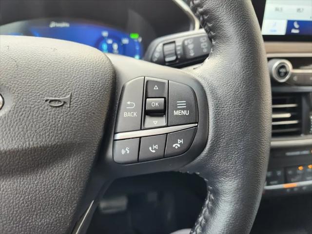 2020 Ford Escape Titanium Hybrid